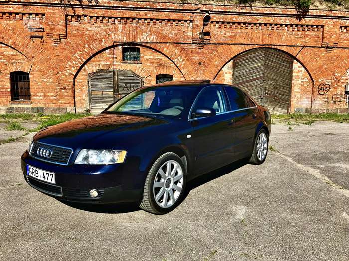 Audi A4, 2.5 l., Седан