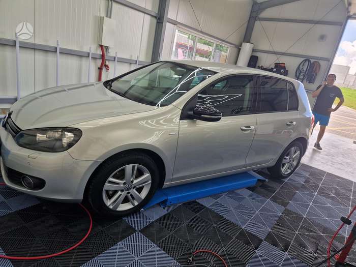 Volkswagen Golf, 1.2 l., Хэтчбек