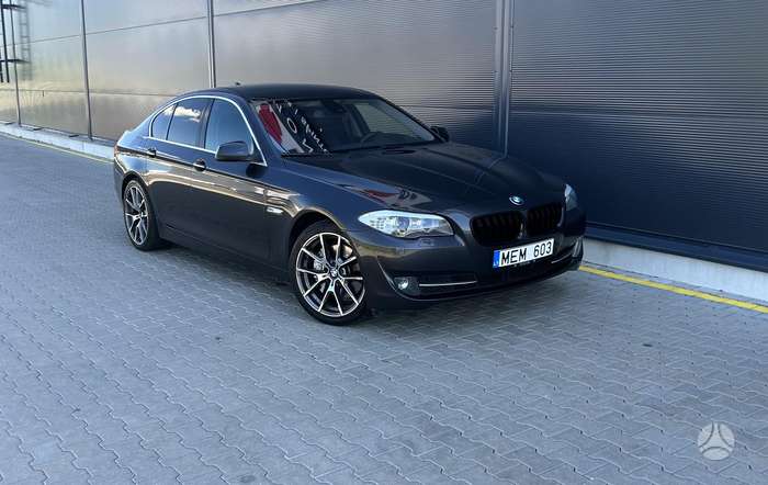 BMW 535, 3.0 l., Седан