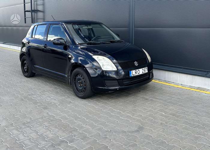 Suzuki Swift, 1.3 l., hatchback
