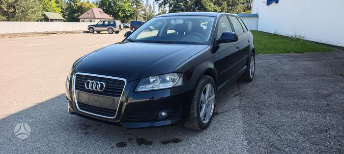 Audi A3, 1.8 l., hatchback
