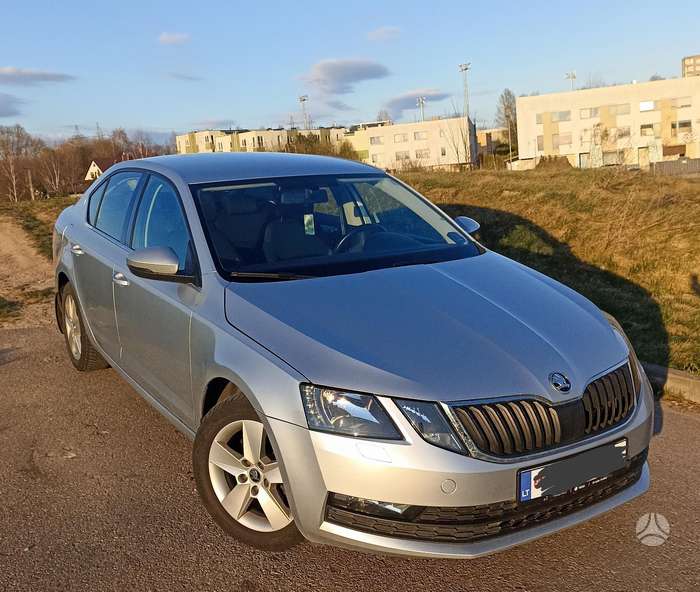 Skoda Octavia, 1.6 l., hatchback