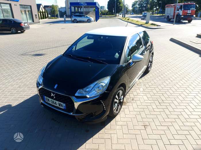 Citroen DS3, 1.2 l., hatchback