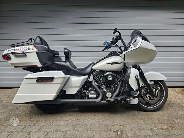Harley-Davidson FLTR 1690cc, touring / sport touring