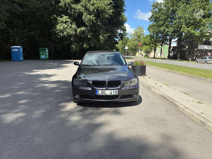 BMW 320, 2.0 l., Седан
