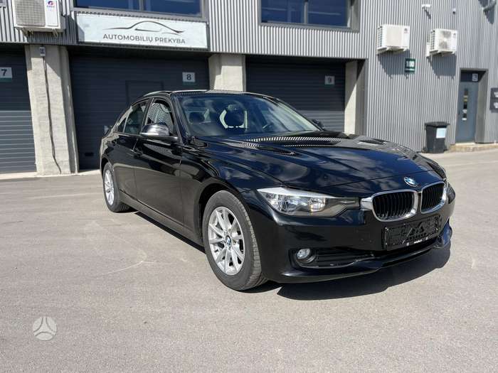 BMW 316, 2.0 l., Седан