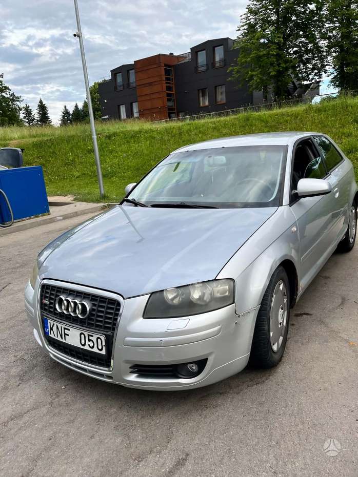 Audi A3, 1.6 l., hatchback