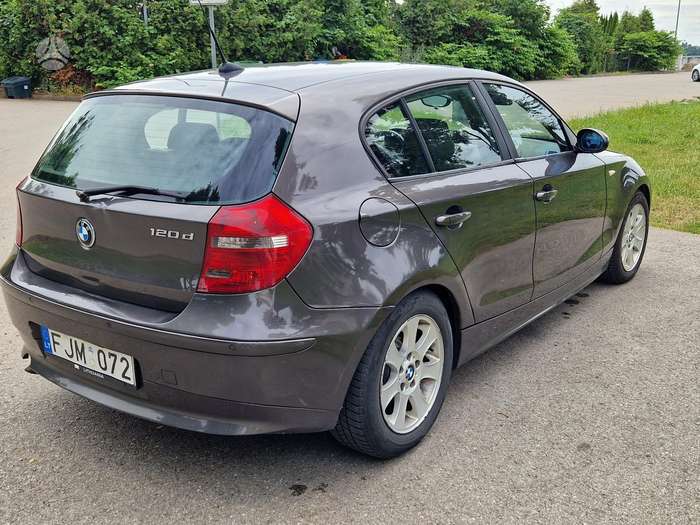 BMW 120, 2.0 l., Хэтчбек