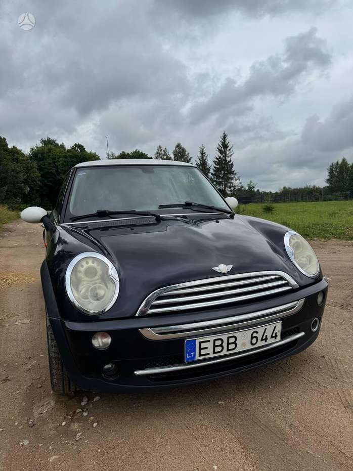 Mini Cooper, 1.6 l., hatchback