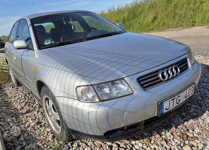 Audi A3, 1.6 l., hatchback