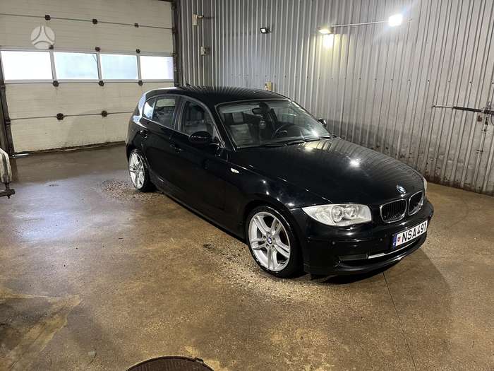 BMW 116, 1.6 l., hatchback