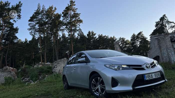Toyota Auris, 1.3 l., hatchback