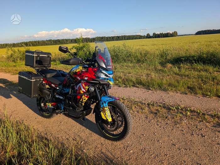 CFMOTO 800 Explore 800cc, touring / sport touring