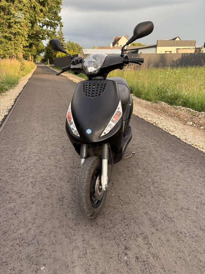 Piaggio Zip 50cc, scooters / mopeds