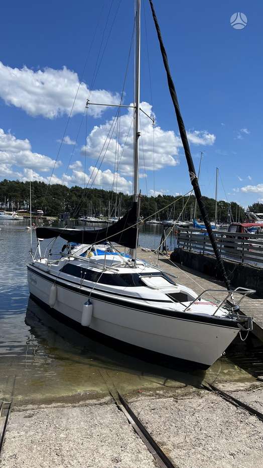 Macgregor X26, jachtos / kateriai