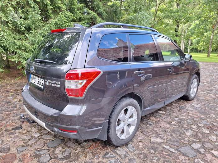 Subaru Forester, 2.5 l., off-road / crossover