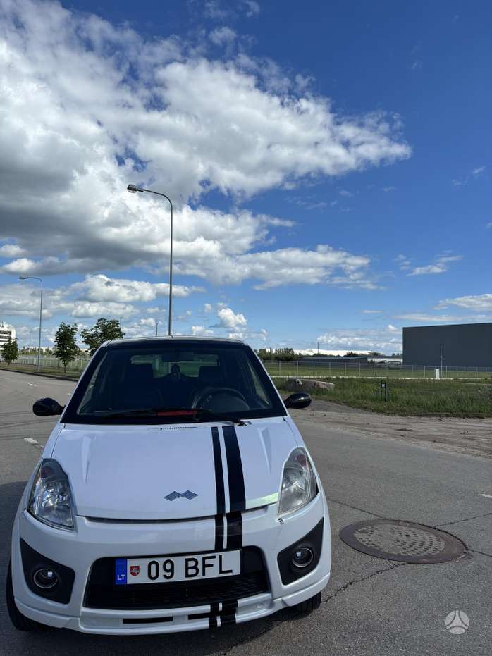 Ligier ixo, 0.4 l., hatchback