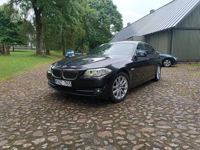 BMW 520, 2.0 l., Седан