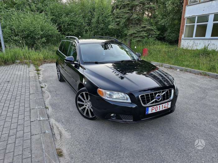 Volvo V70, 2.0 l., Универсал