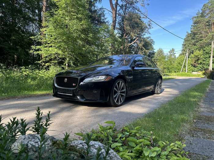 Jaguar XF, 3.0 l., Седан