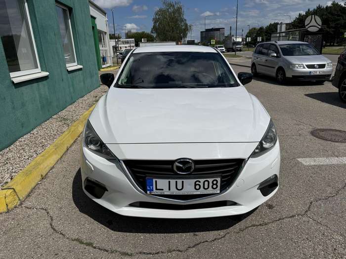 Mazda 3, 1.5 l., hečbekas