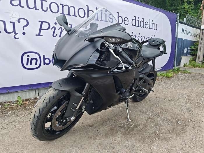 Yamaha R1 1000cc, superbikes