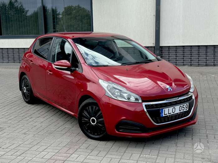Peugeot 208, hatchback