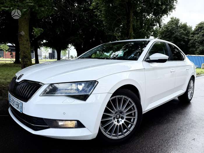 Skoda Superb, 2.0 l., Хэтчбек