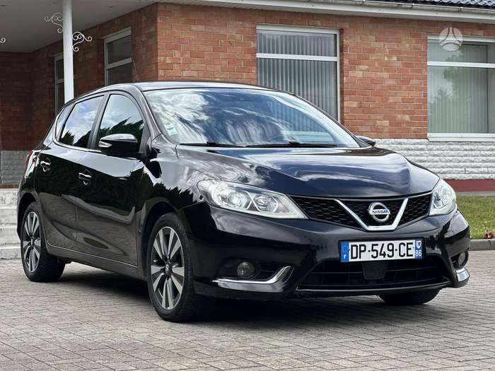 Nissan Pulsar, 1.5 l., hatchback