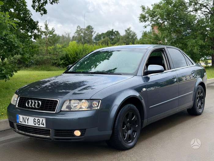 Audi A4, 1.9 l., Седан