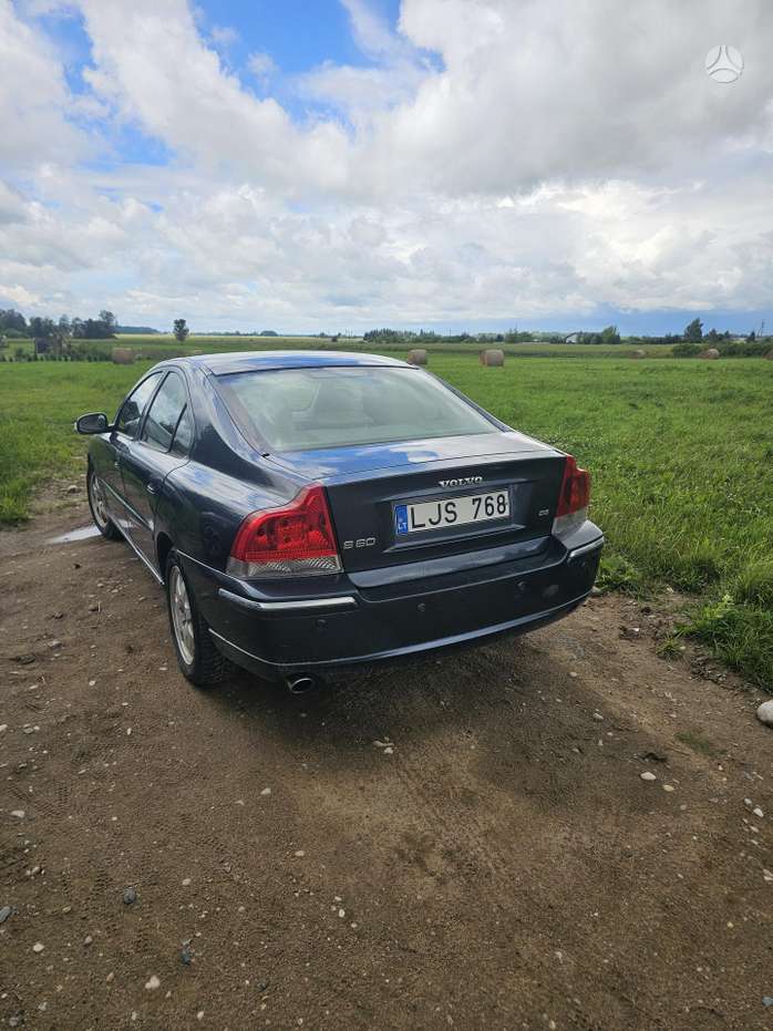 Volvo S60, 2.4 l., sedanas