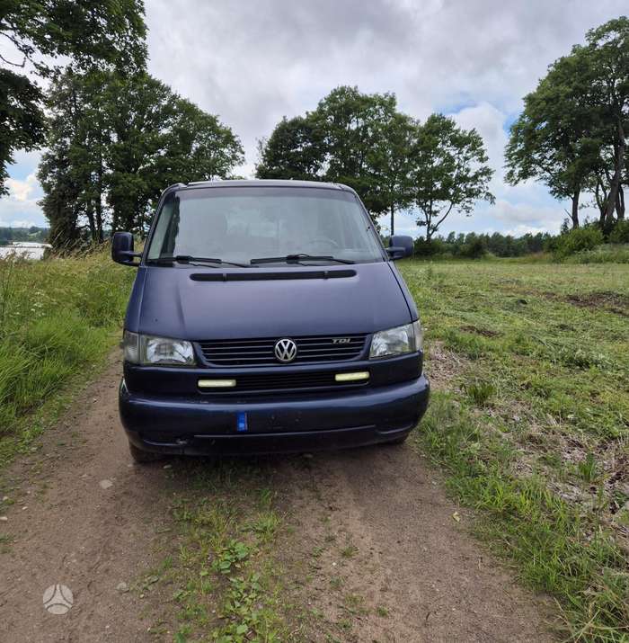 Volkswagen Multivan, 2.5 l., Минивэн