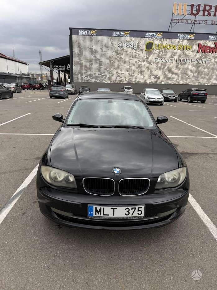BMW 120, 2.0 l., hatchback