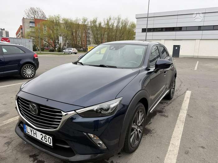 Mazda CX-3, 1.5 l., off-road / crossover