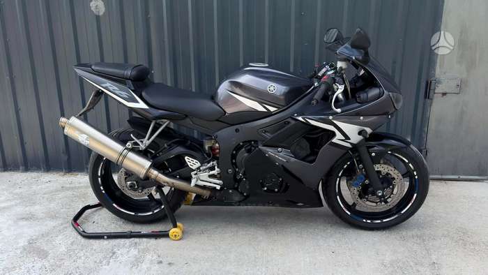 Yamaha R6 600cc, superbikes