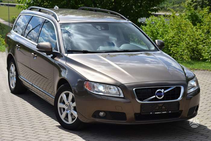 Volvo V70, 2.0 l., Универсал