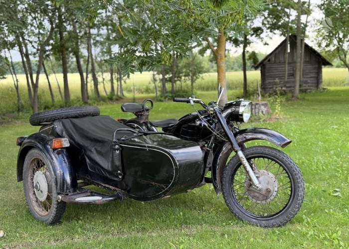 Dniepr MT-12 750cc, triračiai