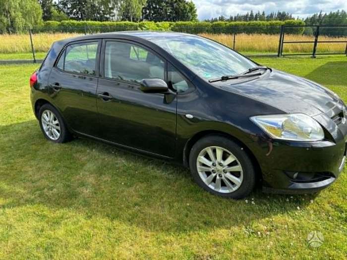 Toyota Auris, 2.0 l., hatchback