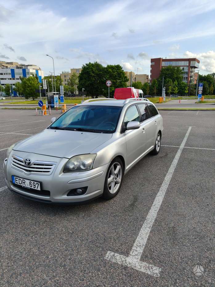Toyota Avensis, 2.2 l., Универсал
