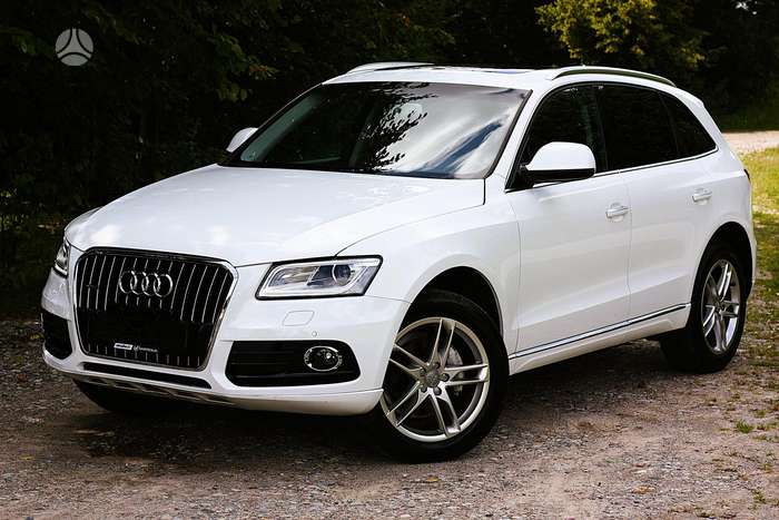 Audi Q5, 2.0 l., off-road / crossover