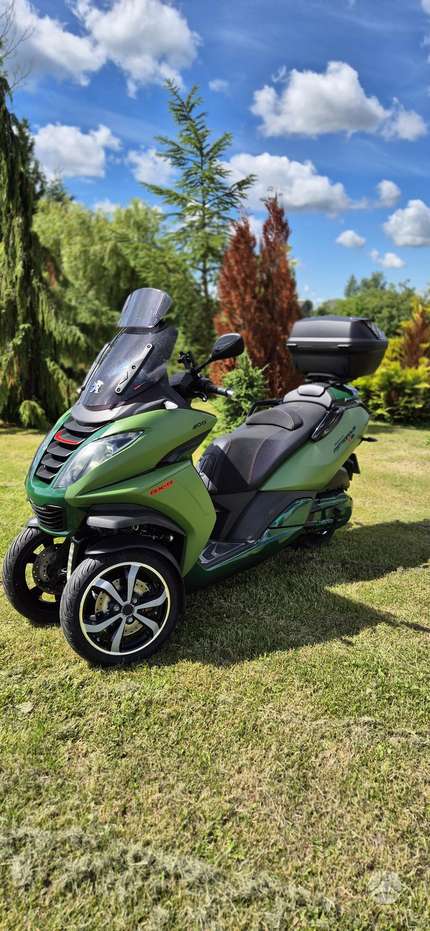 Peugeot Metropolis 400cc, trikes