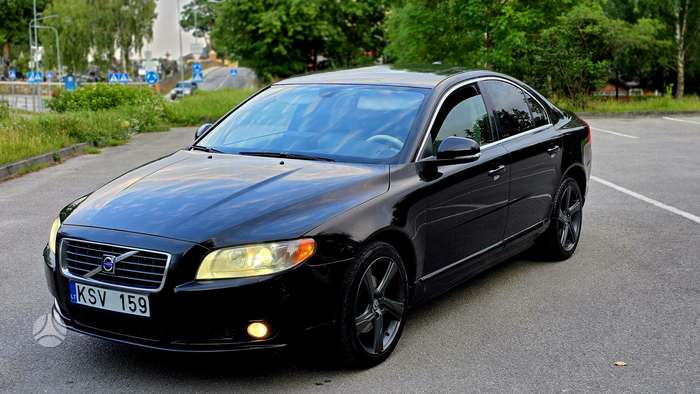Volvo S80, 2.4 l., Седан