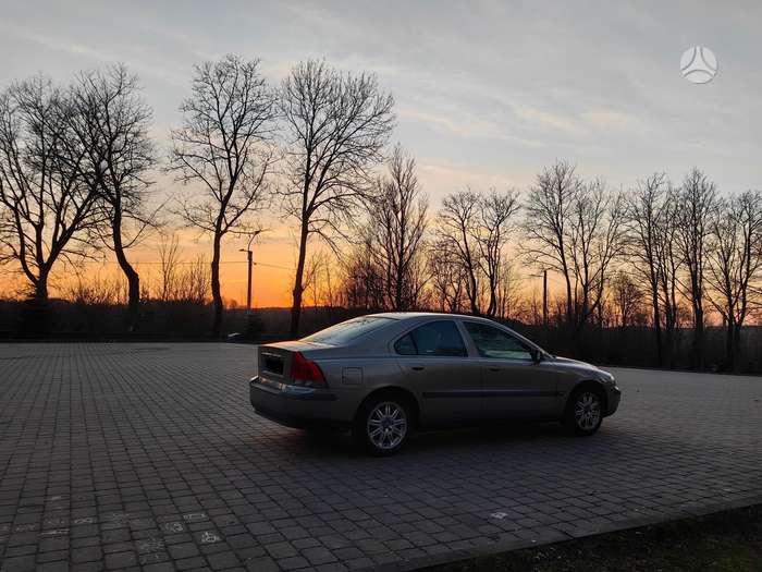 Volvo S60, 2.4 l., Седан