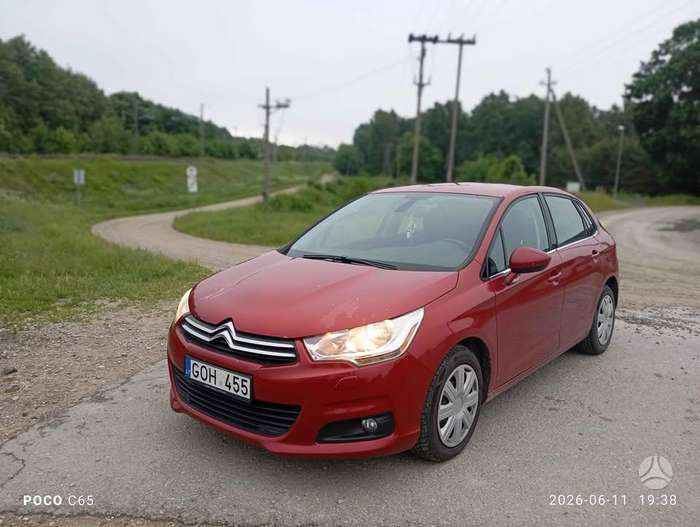 Citroen C4, 1.6 l., hatchback