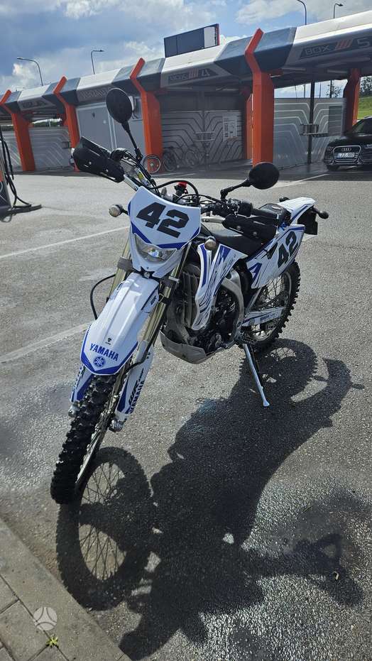 Yamaha WR 450F 450cc, enduro / adventure