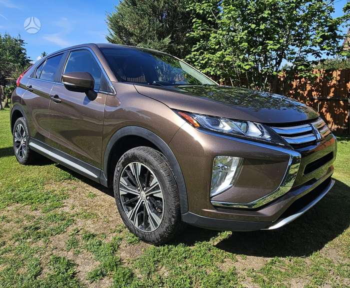Mitsubishi Eclipse Cross, 1.5 l., off-road / crossover