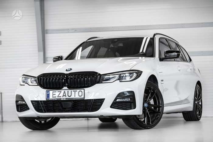 BMW 330, 2.0 l., Универсал