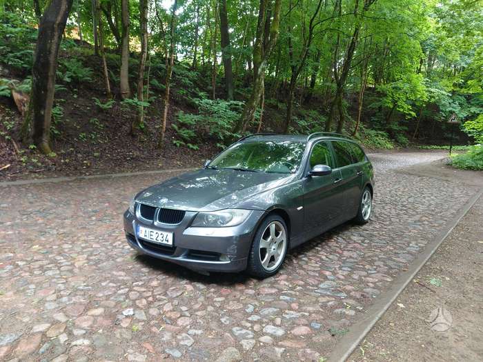 BMW 320, 2.0 l., wagon