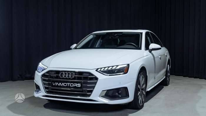 Audi A4, 2.0 l., Седан