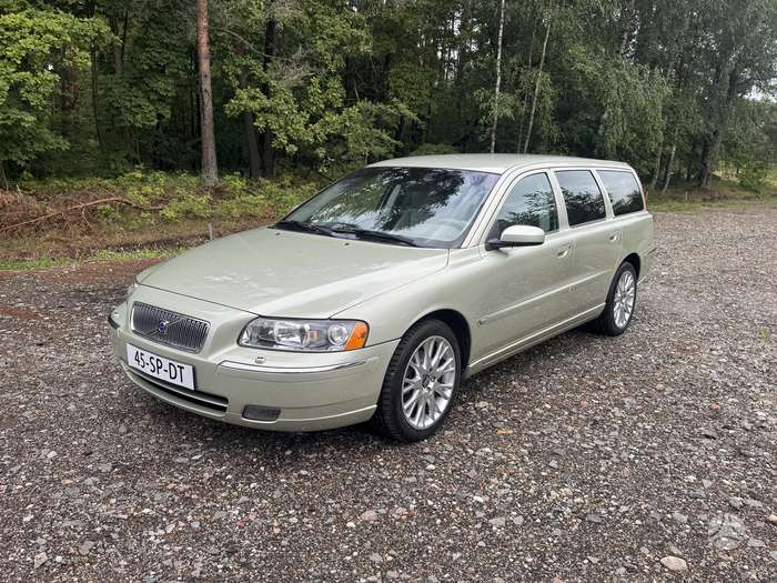 Volvo V70, 2.4 l., wagon